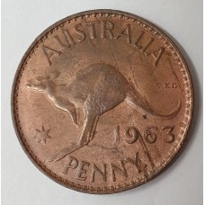 AUSTRALIA 1963 . ONE 1 PENNY . VARIETY . FADING 1 IN DATE